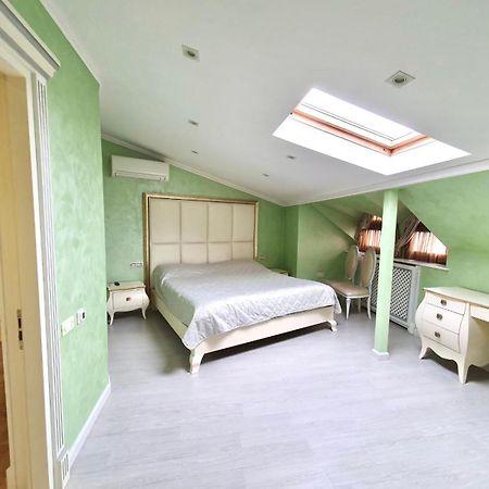 Роскошная Двухуровневая Квартира Luxurious Duplex Apartment 예레반 외부 사진